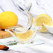 Citrus juicer with transparent design